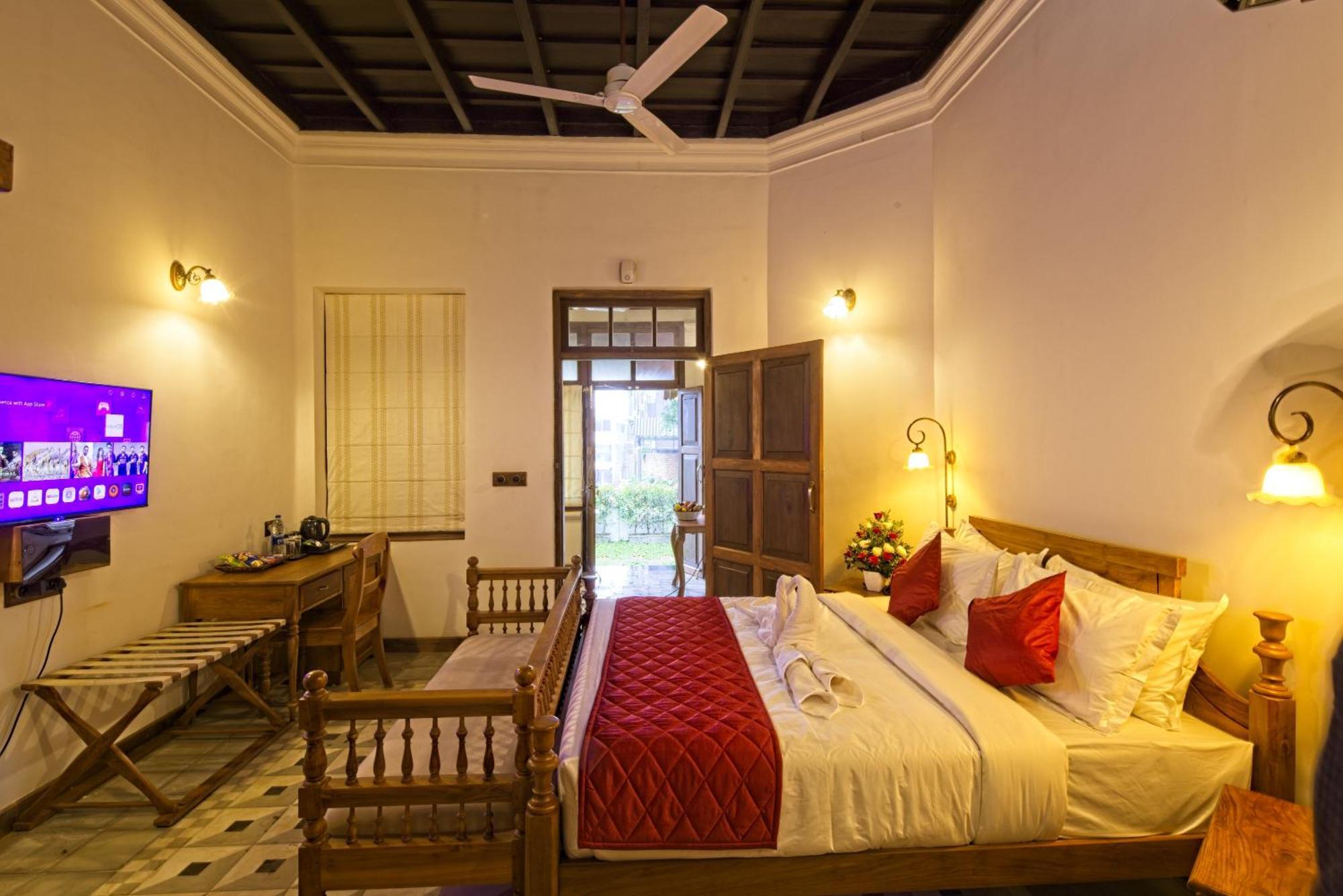 Amritha Heritage Thiruvananthapuram Екстериор снимка